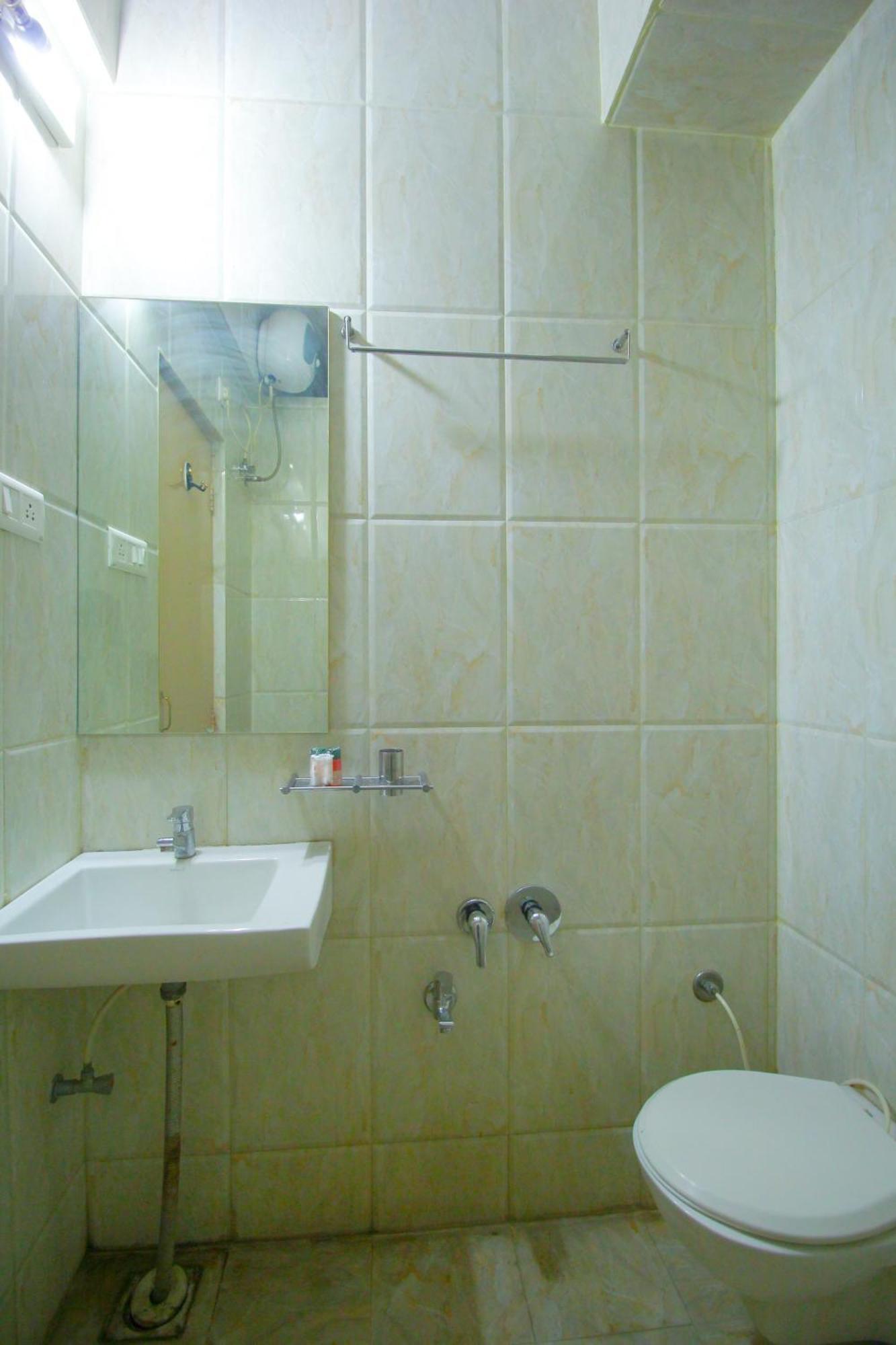 Hotel Upasana Rajkot Exterior photo