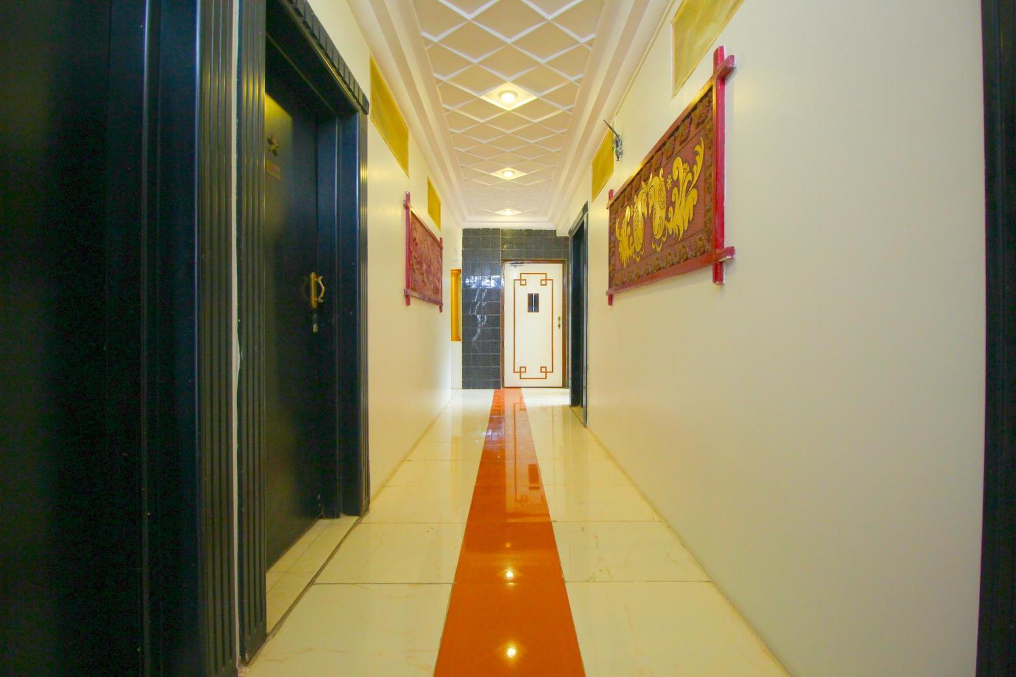 Hotel Upasana Rajkot Exterior photo